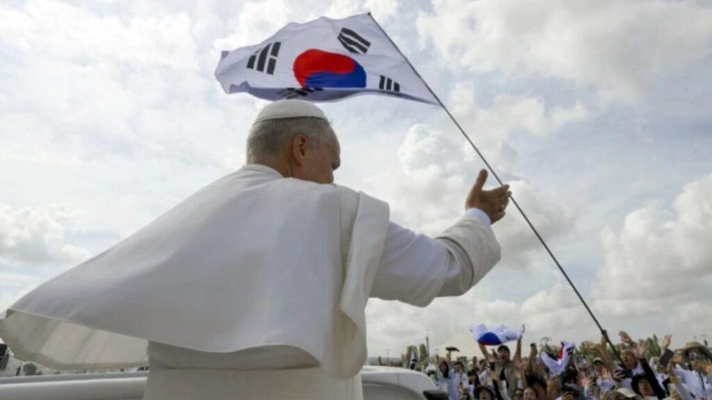 Pope Leo XIV greets pilgrims from South Korea before the concluding Mass of the Jubilee of Youth, on Sunday, August 3, 2025. | Credit: Vatican Media.