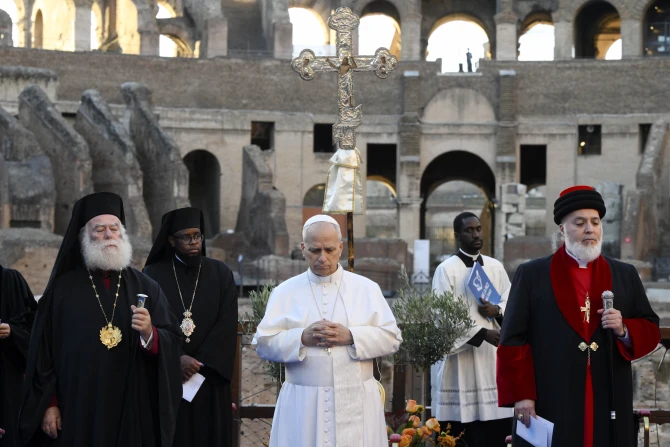 Approximately 300 representatives of world religions and cultures joined the Holy Father for an evening ecumenical prayer service for peace, organized by the Community of Sant’Egidio, on Oct. 28, 2025, at the Colosseum in Rome. | Credit: Vatican Media