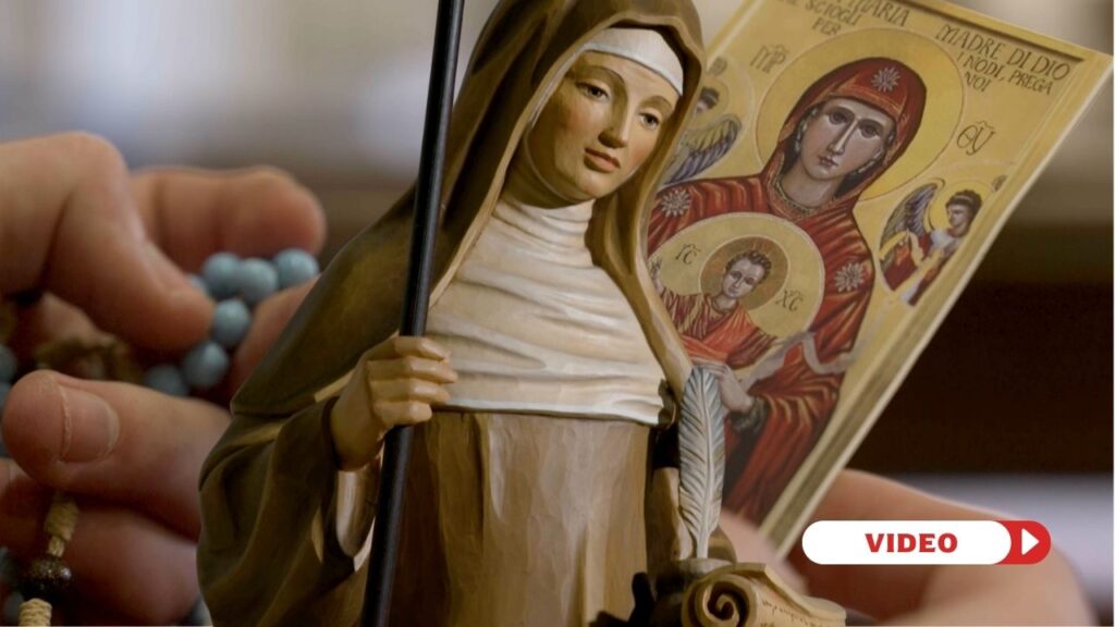 Statue of St. Hildegard of Bingen. Credit: EWTN Vatican