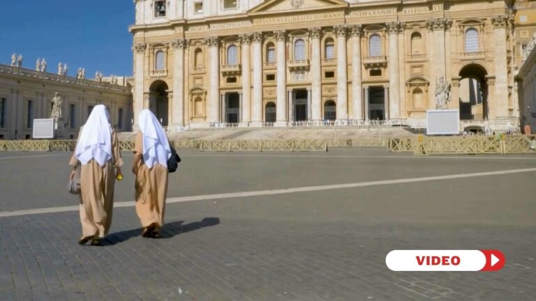 Nuns walking through St. Peter's Square. Credit: EWTN Vatican.