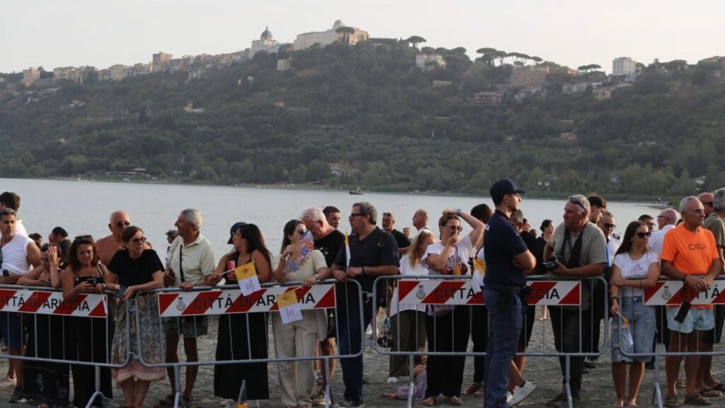 Pilgrims gather at Lake Albano, Castel Gandolfo, Aug. 29, 2026. Pope Leo XIV took part in a Marian procession on the lake, becoming the first pope to travel by boat across the waters there according to the Vatican. | Credit: Zofia Czubak/EWTN News