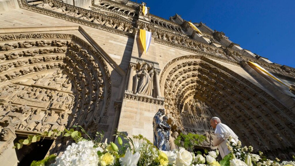 Thousands gathered outside Notre-Dame Cathedral in Paris on Sept. 25, 2026 to pray the Salve Regina with Pope Leo XIV before the statue of Our Lady and the Infant Jesus. Commissioned in the early 19th century and crafted by goldsmith Charles-Nicolas Odiot, the statue survived being thrown from the archbishopʼs palace during the riots of 1831 and later narrowly escaped being melted down. | Credit: Vatican Media