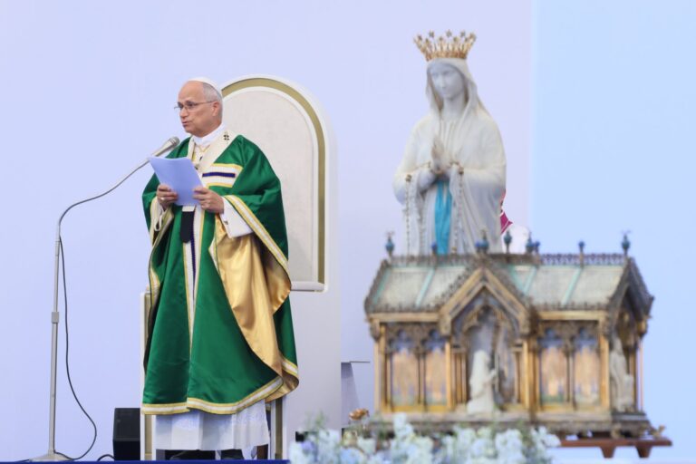 Pope Leo XIV reads his homily during Mass at the Prairie of the Shrine of Our Lady of Lourdes, France, on Sept. 27, 2026. | Credit: Daniel Ibáñez/EWTN News